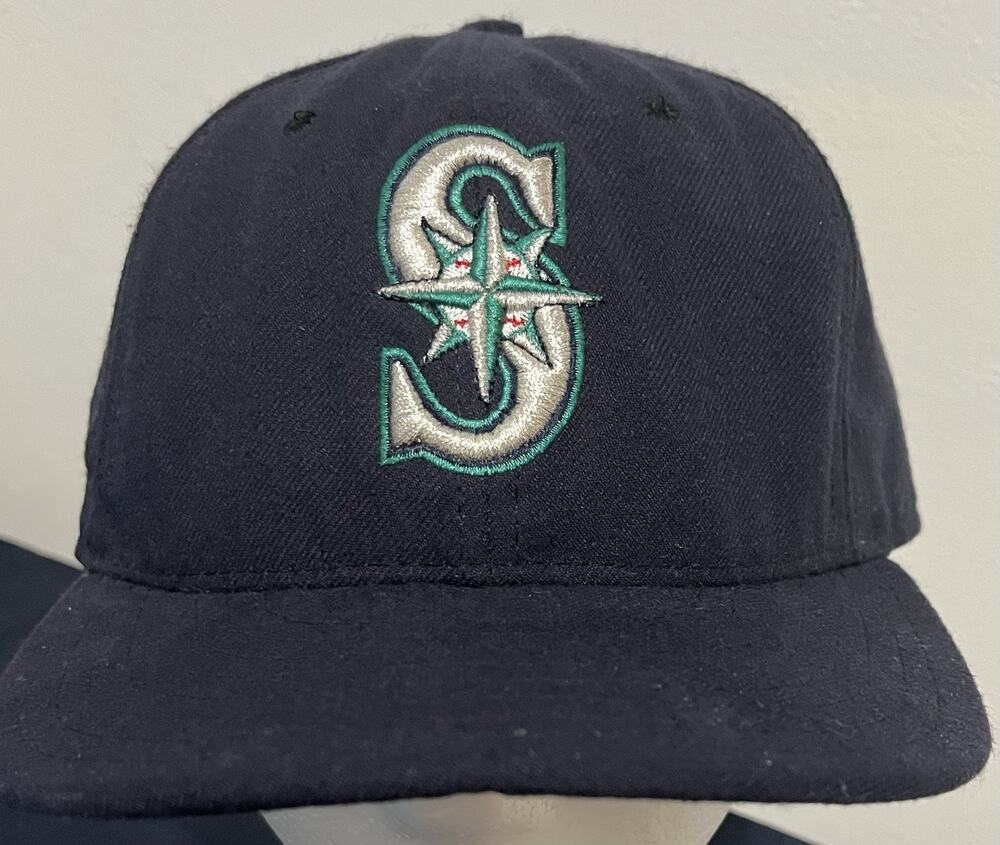 Vintage New Era Seattle Mariners Fitted Cap Hat 7 1/8 5950 Diamond Collection US